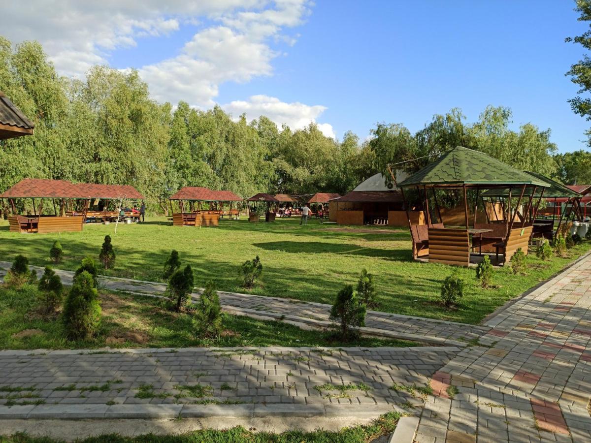 Holiday Park Dunay Kyslytsya エクステリア 写真