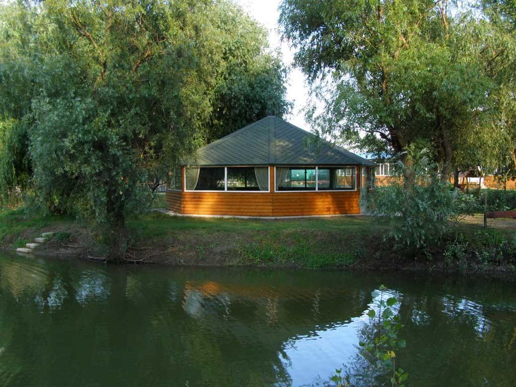 Holiday Park Dunay Kyslytsya エクステリア 写真