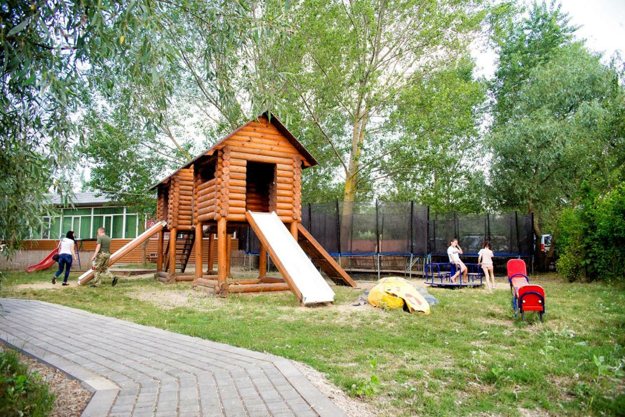 Holiday Park Dunay Kyslytsya エクステリア 写真