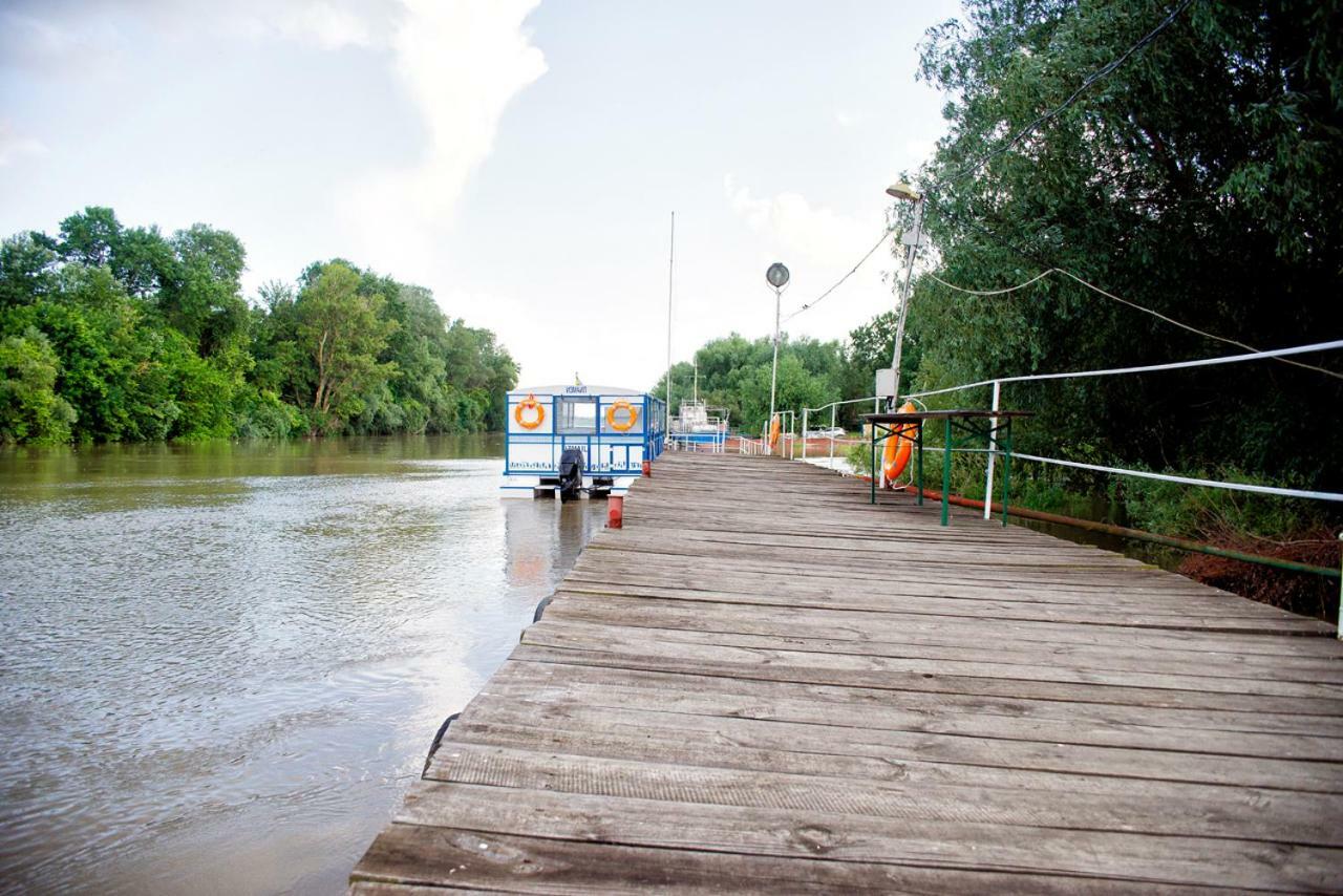 Holiday Park Dunay Kyslytsya エクステリア 写真